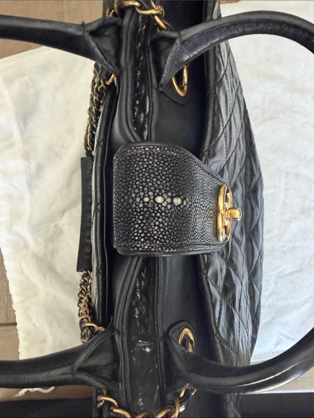 CHANEL Black Quilted Leather bag/tote with Gold CC Hardware